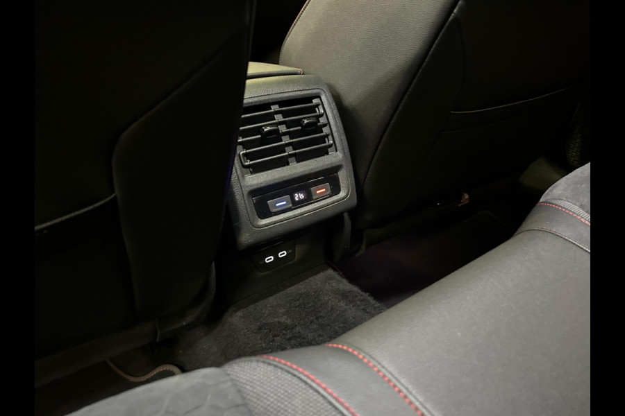 Volkswagen Golf 2.0 TSI GTI Pano