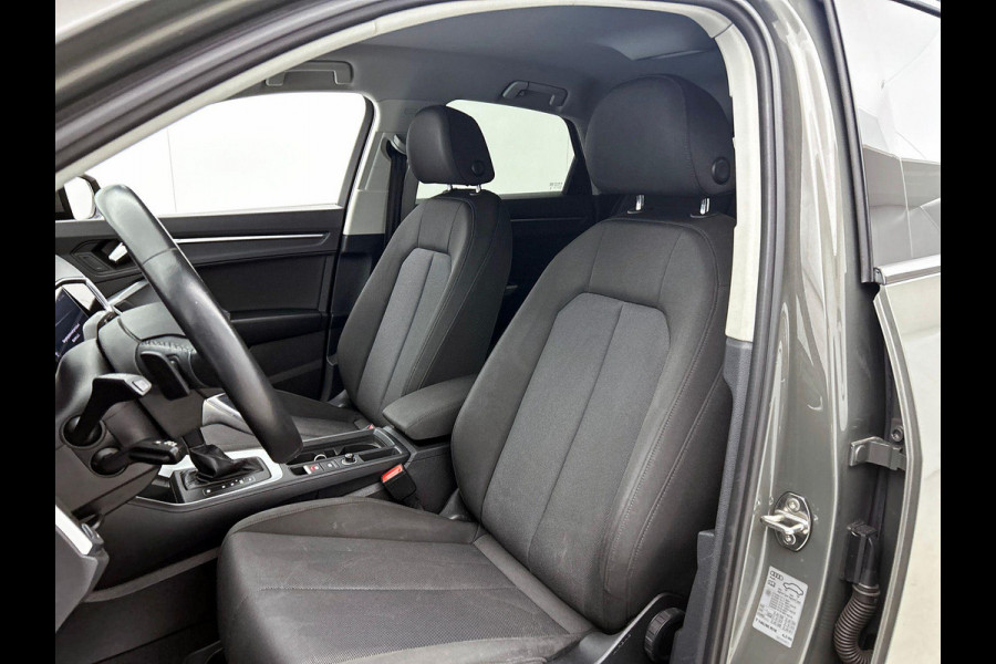 Audi Q3 Sportback 35 TFSI 150PK S Line CAMERA | EL-ACHTERKLEP | KEYLESS