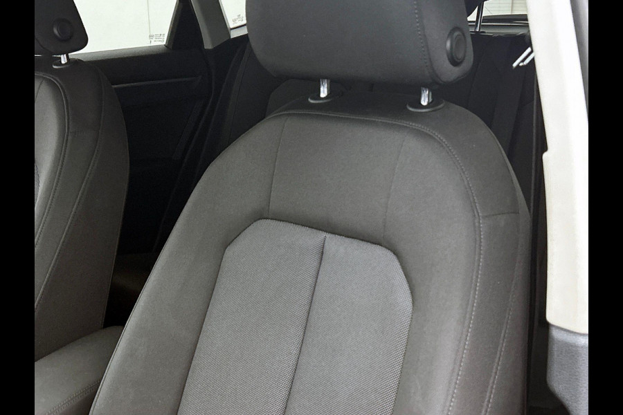 Audi Q3 Sportback 35 TFSI 150PK S Line CAMERA | EL-ACHTERKLEP | KEYLESS