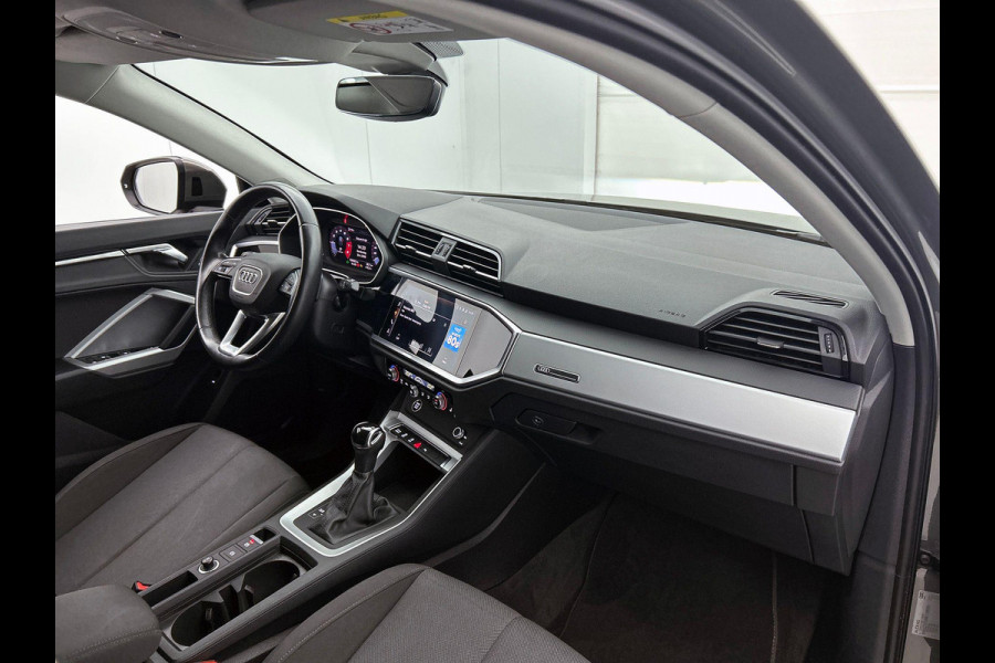 Audi Q3 Sportback 35 TFSI 150PK S Line CAMERA | EL-ACHTERKLEP | KEYLESS