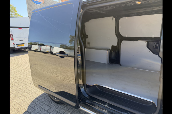 Opel Vivaro 1.5 CDTI L2H1 Selection / euro 6 / bpm vrij / vaste prijs rijklaar € 17.950 ex btw / lease vanaf € 302 / dubbele schuifdeur / zwart metallic / trekhaak / airco / cruise