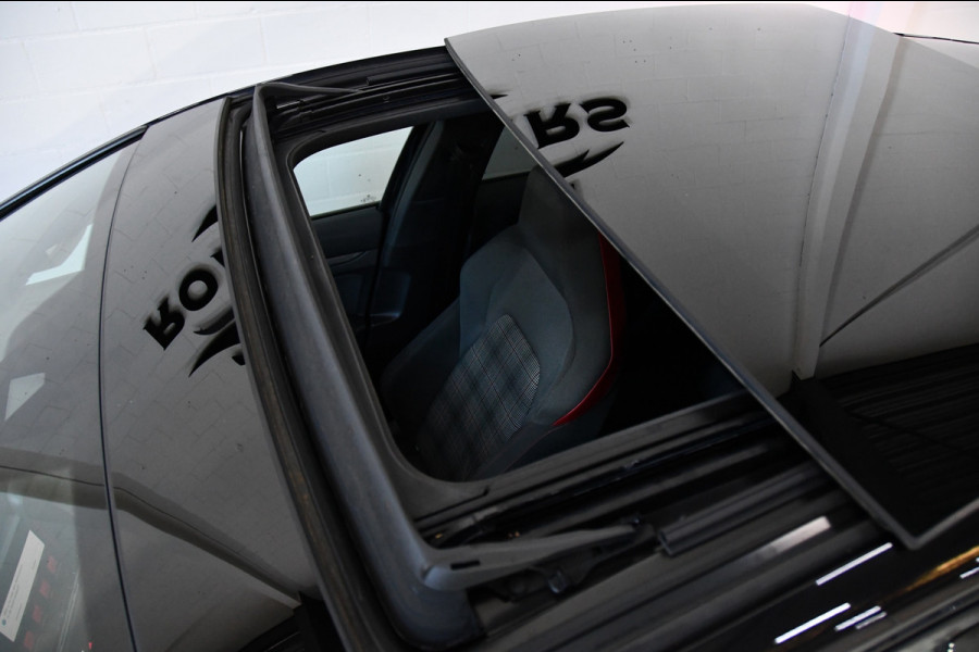 Volkswagen Golf 2.0 TSI GTI