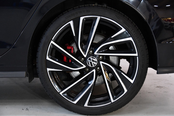 Volkswagen Golf 2.0 TSI GTI