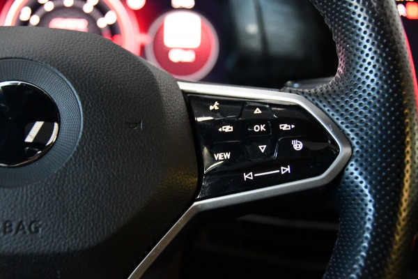 Volkswagen Golf 2.0 TSI GTI