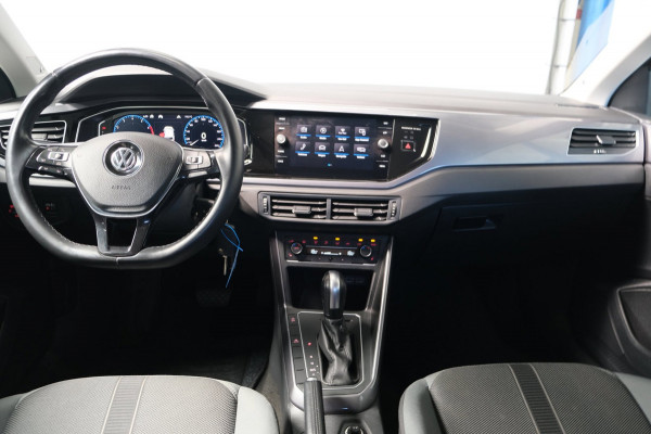 Volkswagen Polo 1.0 TSI Highline R-Line Automaat - N.A.P. Airco, Cruise, Virtual Display, Carmera, Carplay, Navi.