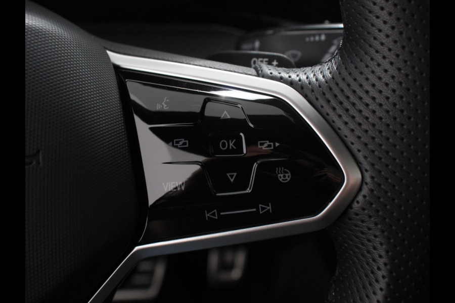 Volkswagen Golf 1.5 eTSI 150pk DSG R-Line Panorama dak Navigatie Apple Carplay/Android Auto Climate Control Camera Dab Extra Getint Glas Adaptive Cruise Control Virtual Cockpit Lichtmetalen Velgen