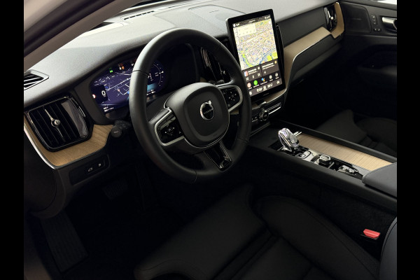 Volvo XC60 2.0 T6 AWD ULTRA DARK NW MODEL ELEK.TREKHAAK HARMAN KARDON HEADUP 360.CAM LEER SCHUIFDAK PHEV Plug in Hybrid ✅ Top Auto's Wijchen ,  Altijd een Ruim aanbod van Volvo's i  BUSINESS / CORE / BRIGHT / DARK / ULTRA DARK / PLUS DARK / BLACK EDITION  / ESSENTIAL / T6 / T8 ✅