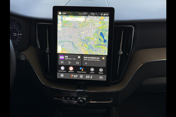 Volvo XC60 2.0 T6 AWD ULTRA DARK NW MODEL ELEK.TREKHAAK HARMAN KARDON HEADUP 360.CAM LEER SCHUIFDAK PHEV Plug in Hybrid ✅ Top Auto's Wijchen ,  Altijd een Ruim aanbod van Volvo's i  BUSINESS / CORE / BRIGHT / DARK / ULTRA DARK / PLUS DARK / BLACK EDITION  / ESSENTIAL / T6 / T8 ✅