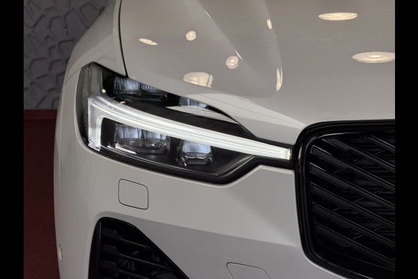 Volvo XC60 2.0 T6 AWD ULTRA DARK NW MODEL ELEK.TREKHAAK HARMAN KARDON HEADUP 360.CAM LEER SCHUIFDAK PHEV Plug in Hybrid ✅ Top Auto's Wijchen ,  Altijd een Ruim aanbod van Volvo's i  BUSINESS / CORE / BRIGHT / DARK / ULTRA DARK / PLUS DARK / BLACK EDITION  / ESSENTIAL / T6 / T8 ✅