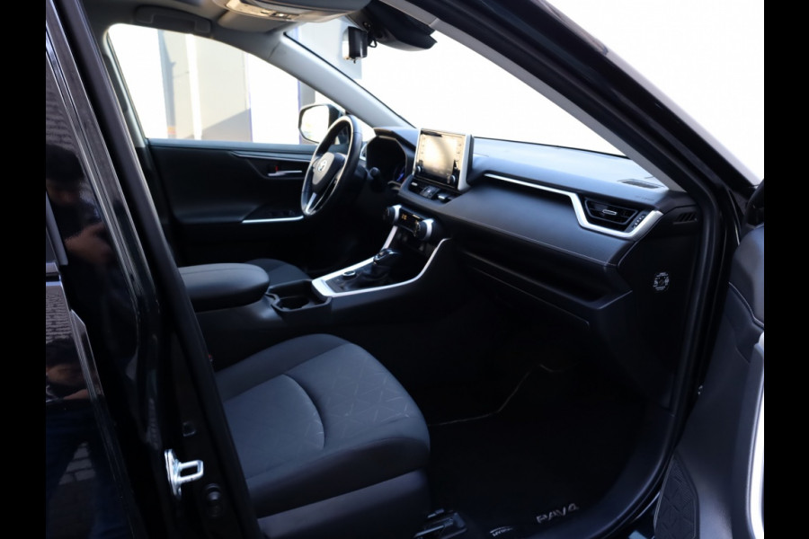Toyota RAV4 2.5 Hybrid AWD Dynamic | Panoramadak | Winter Pack | Dodehoek