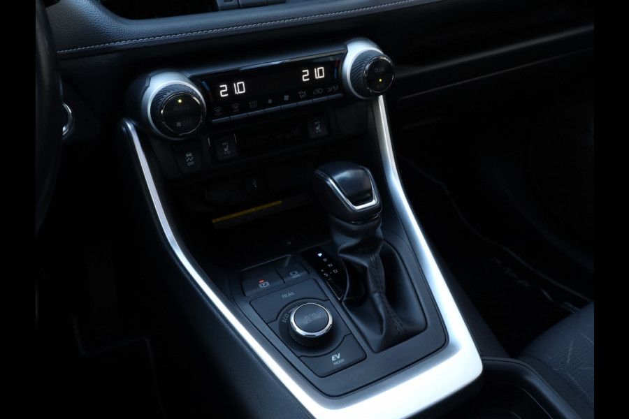 Toyota RAV4 2.5 Hybrid AWD Dynamic | Panoramadak | Winter Pack | Dodehoek