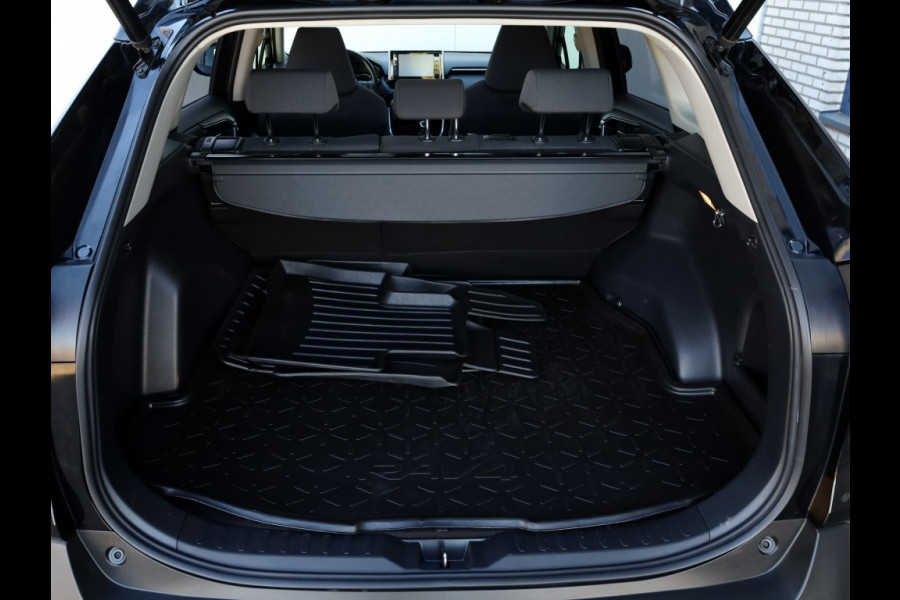 Toyota RAV4 2.5 Hybrid AWD Dynamic | Panoramadak | Winter Pack | Dodehoek