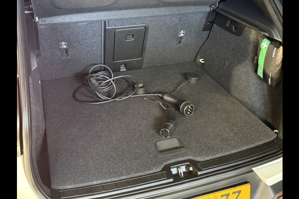 Volvo XC40 1.5 T4 Recharge Inscription Expression | Panoramadak | Camera | Apple Carplay