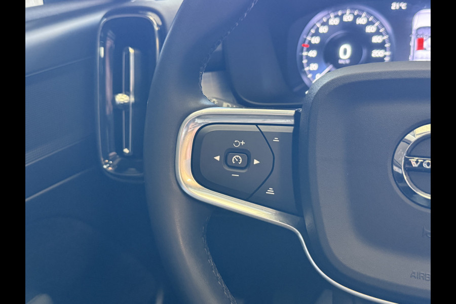 Volvo XC40 1.5 T4 Recharge Inscription Expression | Panoramadak | Camera | Apple Carplay