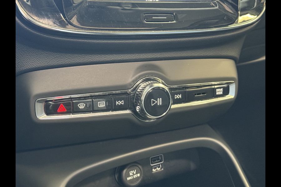 Volvo XC40 1.5 T4 Recharge Inscription Expression | Panoramadak | Camera | Apple Carplay