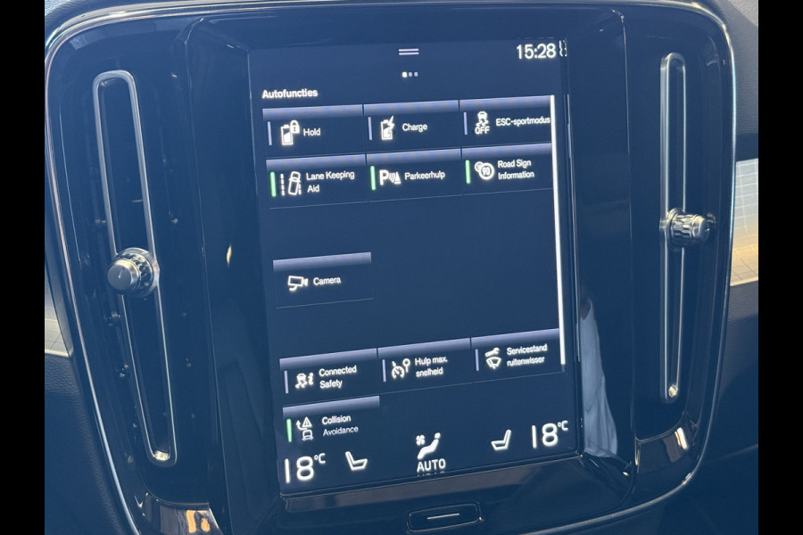 Volvo XC40 1.5 T4 Recharge Inscription Expression | Panoramadak | Camera | Apple Carplay