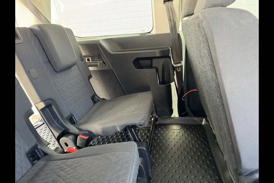Volkswagen Caddy Maxi 1.5 TSI 7p Automaat Cruise Clima Camera + PDC V+A Trekhaak Carplay Dab+