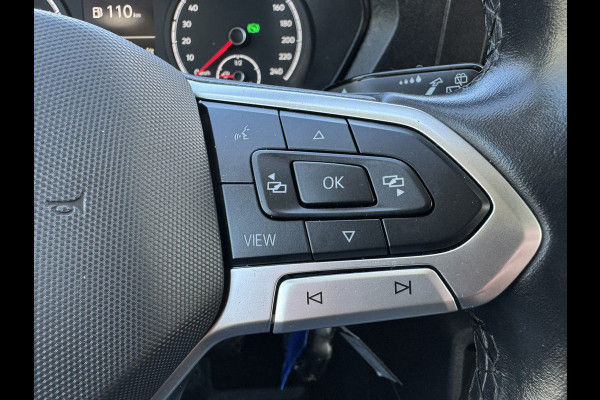 Volkswagen Caddy Maxi 1.5 TSI 7p Automaat Cruise Clima Camera + PDC V+A Trekhaak Carplay Dab+