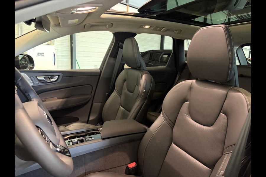 Volvo XC60 T6 Aut. Ultra Dark Luchtvering 360camera Stoelverwarming 350pk