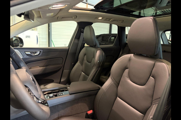 Volvo XC60 T6 Aut. Ultra Dark Luchtvering 360camera Stoelverwarming 350pk