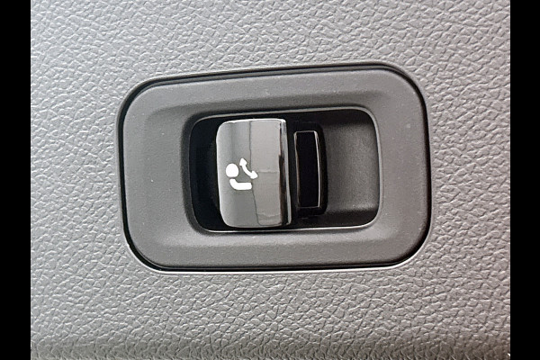 Mercedes-Benz CLA-Klasse Shooting Brake 200 Business Solution AMG 58 kWh | Premium Pakket | Winterpakket | Nightpakket | Trekhaak | MBUX Augmented Reality navigatie | Smartphone integratie | Vast panoramadak | Massagefunctie | Warmtewerend, donkergetint glas |