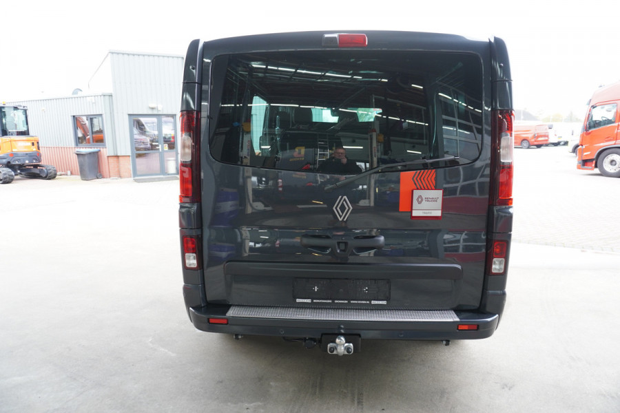 Renault Trafic 2.0 Blue dCi 170pk T30 L2H1 Red Edition Exclusive Automaat Schuifdeur L / R Nr. V203 | Climate | adap.Cruise | Navi | Trekhaak | Achterklep | Betimmering