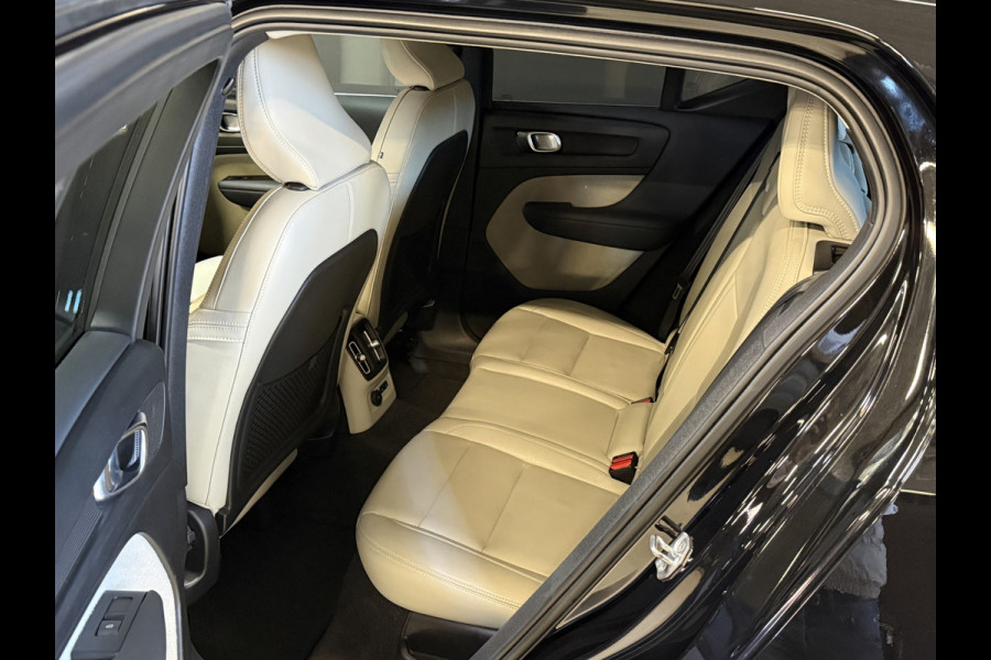 Volvo XC40 1.5 T5 Recharge Inscription | Leder | Camera | Trekhaak | Stoel/Stuurverw.