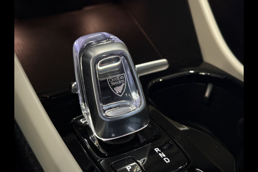 Volvo XC40 1.5 T5 Recharge Inscription | Leder | Camera | Trekhaak | Stoel/Stuurverw.