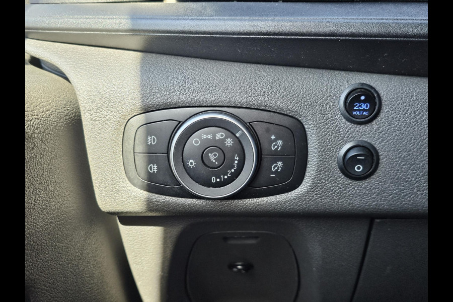 Ford Transit Custom 300 2.0 TDCI L2H1 Trend Zeer nette auto! incl.professionele laadruimte inrichting incl.omvormer12-220V | Camera | Cruise control | Lane assist | Nette auto!