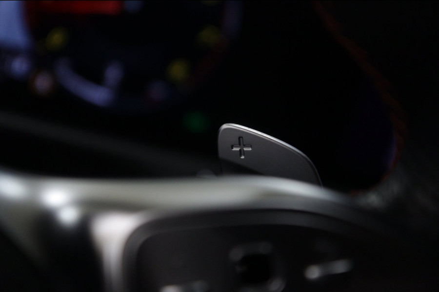 Mercedes-Benz A-Klasse 200 Business Solution AMG Pano/Carplay/Sfeerver/Acc/Stoelver/Cam/VOL