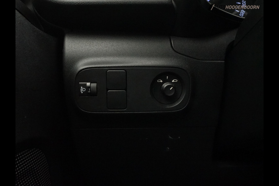 Citroën C3 1.2 PureTech C-Series 110PK (APPLE CARPLAY,LED VERLICHTING,AIRBUMP,CLIMATE,CRUISE,NAVIGATIE,PARKEERSENSOR,TOPCONDITIE)