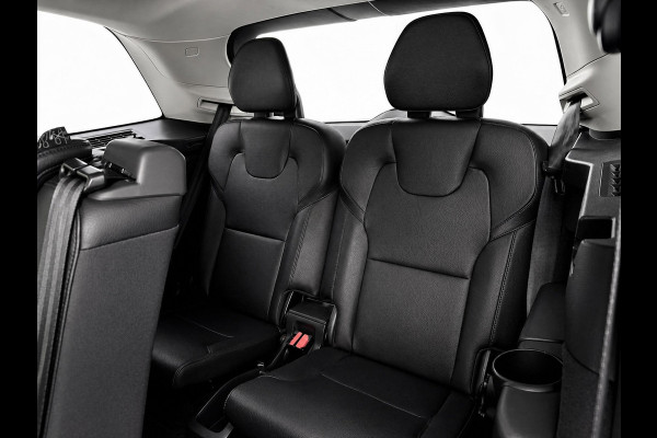 Volvo XC90 2.0 T8 Recharge AWD R-Design | Pilot Assist | Stoelverwarming | Carplay | Black on black