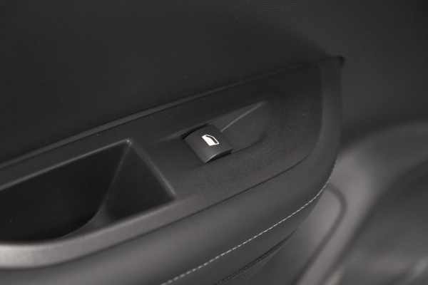 Peugeot 2008 PureTech 130 Blue Lease Allure | Camera | Navigatie | Parkeersensoren | Apple Carplay