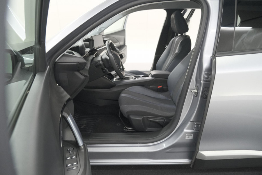 Peugeot 2008 PureTech 130 Blue Lease Allure | Camera | Navigatie | Parkeersensoren | Apple Carplay