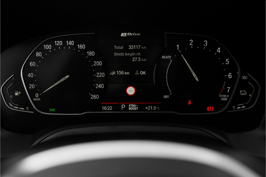 BMW 3-serie 330e High Executive M-Sport Parkeerhulp M-Remmen CarPlay