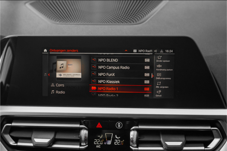 BMW 3-serie 330e High Executive M-Sport Parkeerhulp M-Remmen CarPlay