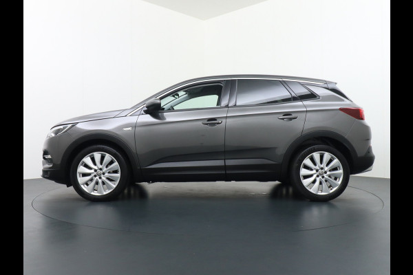 Opel Grandland X T131PK Apple Carplay Android Auto Camera PDC Navi AGR Keyless 19" DAB+ ECC Bluetooth 1/2 Leer Privacy Glas LMVRegen-Licht Sensor Isofix 100% Dealer Onderhouden Business Executive Orig.NLse auto