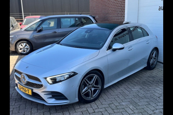 Mercedes-Benz A-Klasse 200 AMG -Dealer onderhouden-Panorama