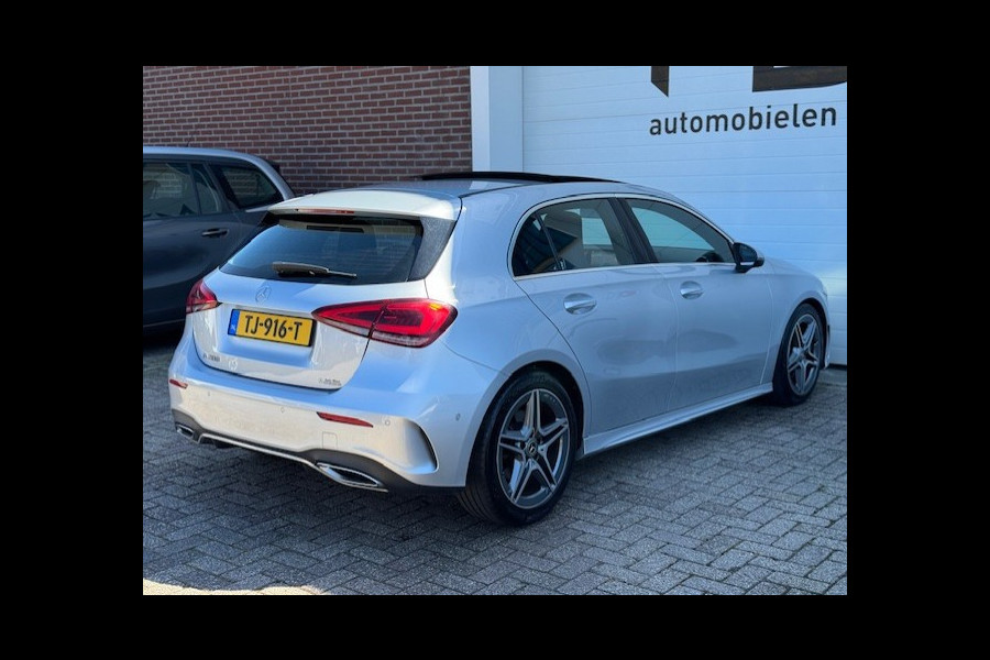 Mercedes-Benz A-Klasse 200 AMG -Dealer onderhouden-Panorama