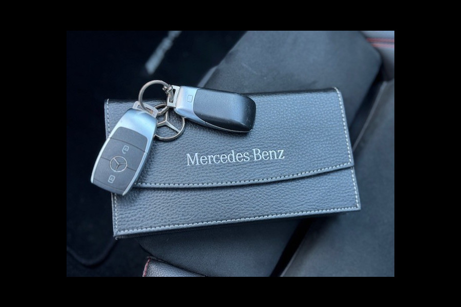 Mercedes-Benz A-Klasse 200 AMG -Dealer onderhouden-Panorama