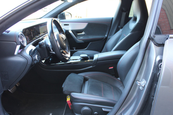 Mercedes-Benz CLA-Klasse Shooting Brake 250 e AMG Line PHEV SFEER LED NAVI CAMERA 47000KM!!!