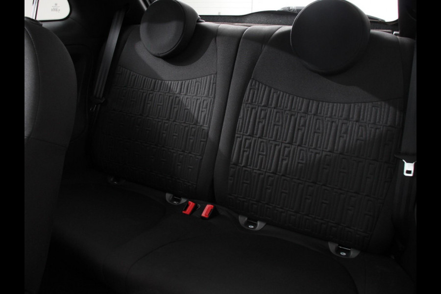 Fiat 500 1.0 Hybrid Dolcevita Finale Panorama dak Climate Control Cruise Control Navigatie Apple Carplay/Android Auto Dab Digitale Cockpit Parkeer Sensoren Lichtmetalen Velgen | Led