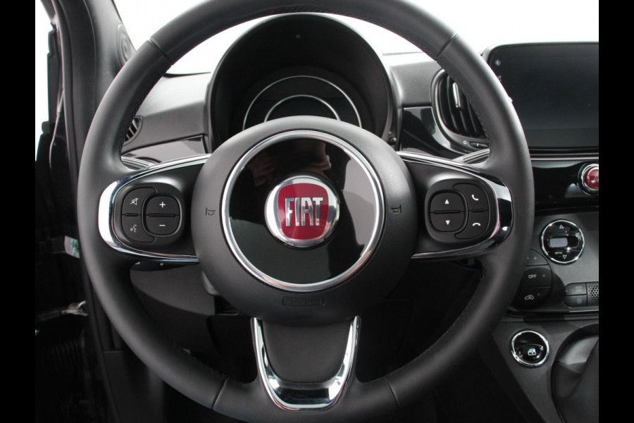 Fiat 500 1.0 Hybrid Dolcevita Finale Panorama dak Climate Control Cruise Control Navigatie Apple Carplay/Android Auto Dab Digitale Cockpit Parkeer Sensoren Lichtmetalen Velgen | Led