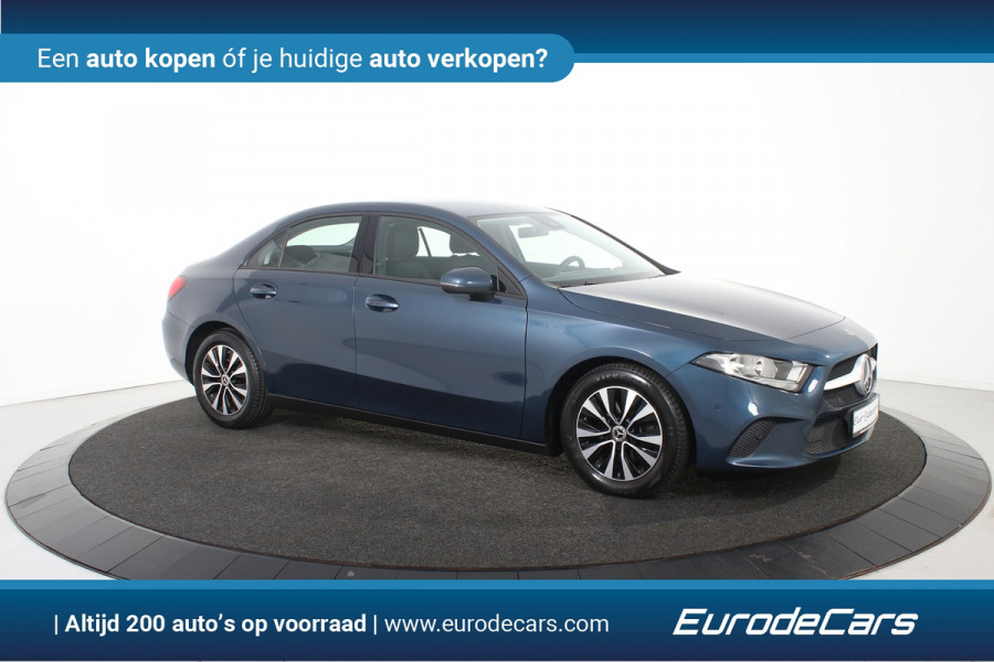 Mercedes-Benz A-Klasse 180 d Business Solution *1ste Eigenaar*Navigatie*Stoelverwarming*Camera*