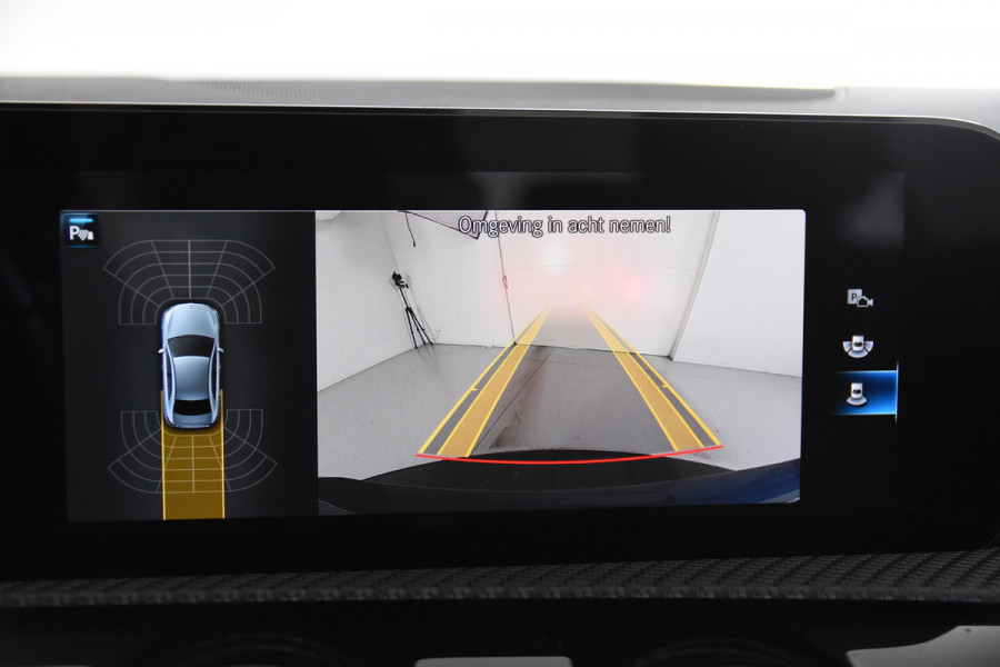 Mercedes-Benz A-Klasse 180 d Business Solution *1ste Eigenaar*Navigatie*Stoelverwarming*Camera*