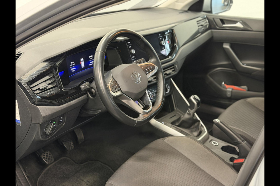 Volkswagen Polo 1.0 TSI Life Navigatie Apple Carplay / Android Auto Camera Parkeersensoren Adaptive Cruise Control Full Led Virtual Cockpit Airco