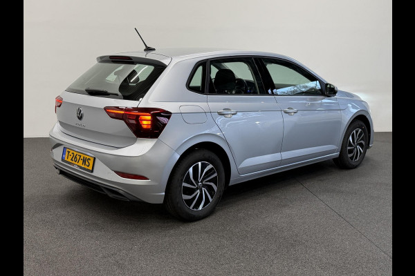Volkswagen Polo 1.0 TSI Life Navigatie Apple Carplay / Android Auto Camera Parkeersensoren Adaptive Cruise Control Full Led Virtual Cockpit Airco