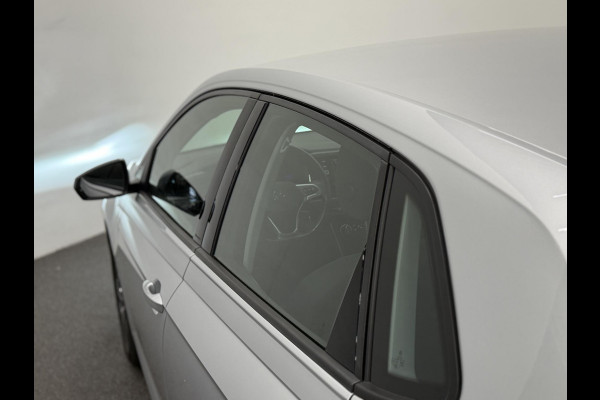Volkswagen Polo 1.0 TSI Life Navigatie Apple Carplay / Android Auto Camera Parkeersensoren Adaptive Cruise Control Full Led Virtual Cockpit Airco