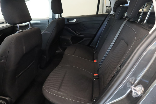 Ford FOCUS Wagon 1.0 EcoBoost Hybrid Titanium Cruise/Climate Keyless Trekhaak NAP