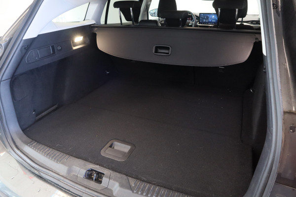 Ford FOCUS Wagon 1.0 EcoBoost Hybrid Titanium Cruise/Climate Keyless Trekhaak NAP